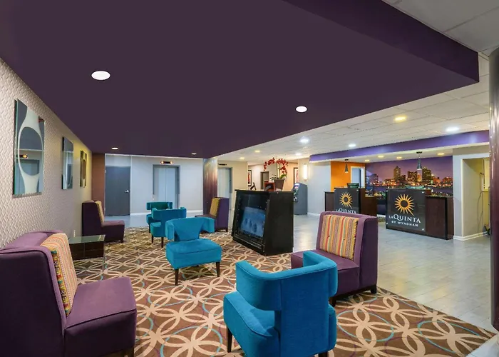 La Quinta By Wyndham Memphis Airport Graceland